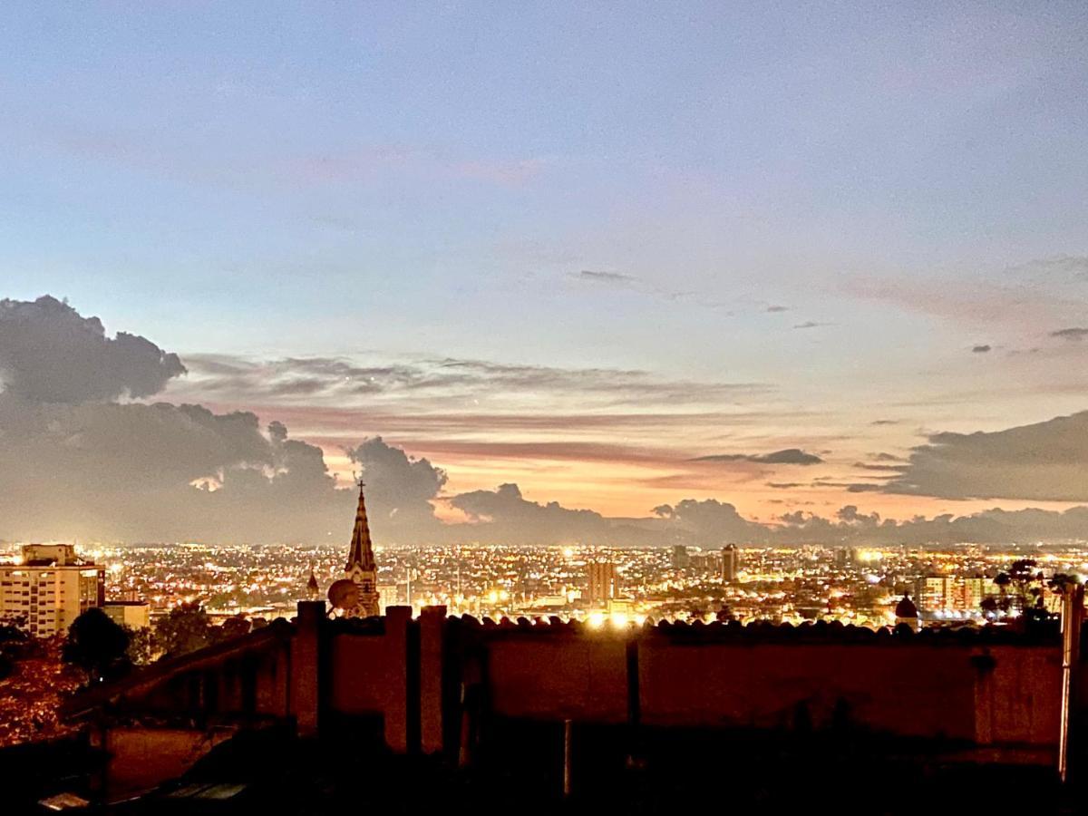 Xia Xue House La Candelaria - Bogota 360 City View Ngoại thất bức ảnh